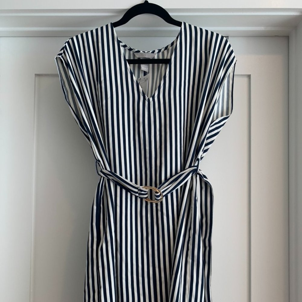 NWT H&M Blue and White Stripe Short Sleeve Dress